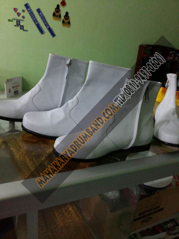 Pusat Sepatu Pasukan Marching Band, Gerai Sepatu Pasukan Mayoret Cantik, Toko Sepatu Pasukan Murah, Pengrajin Sepatu Pasukan Terpercaya, Jual Pasukan Drumband.
